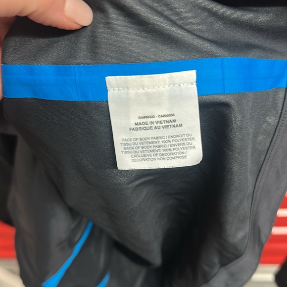 Nike Men's Black Jacket - Picture 5 of 7